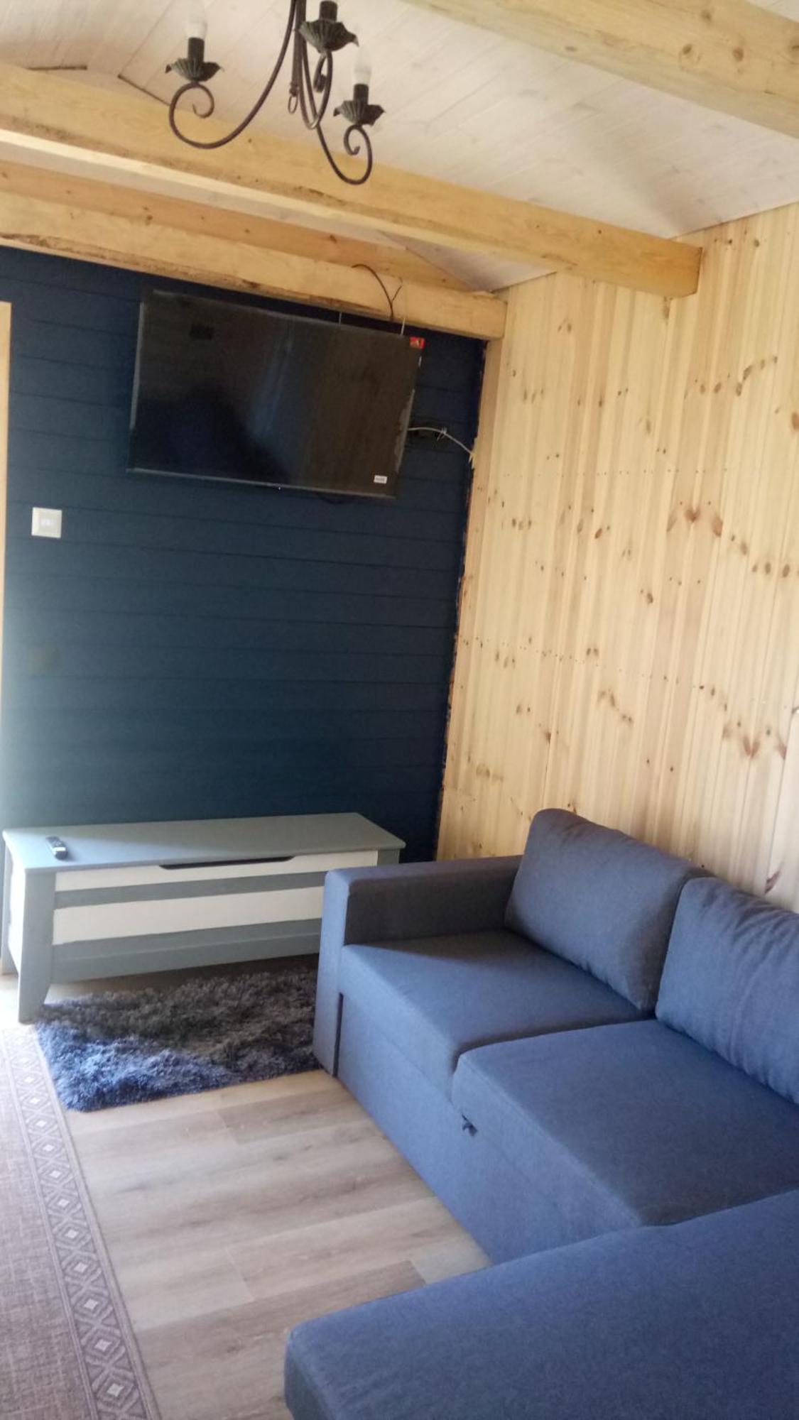 Vana Postimaja Accommodation Suure-Jaani Exterior foto